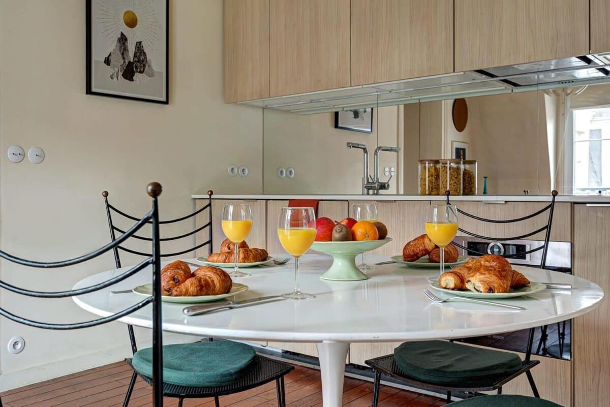 St Germain & Odeon - Cityapartmentstay Parigi Esterno foto